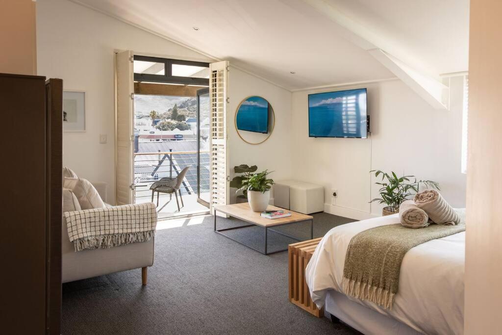Hermanus Waterfront, Sea View Apartment With Balcony Eksteriør bilde