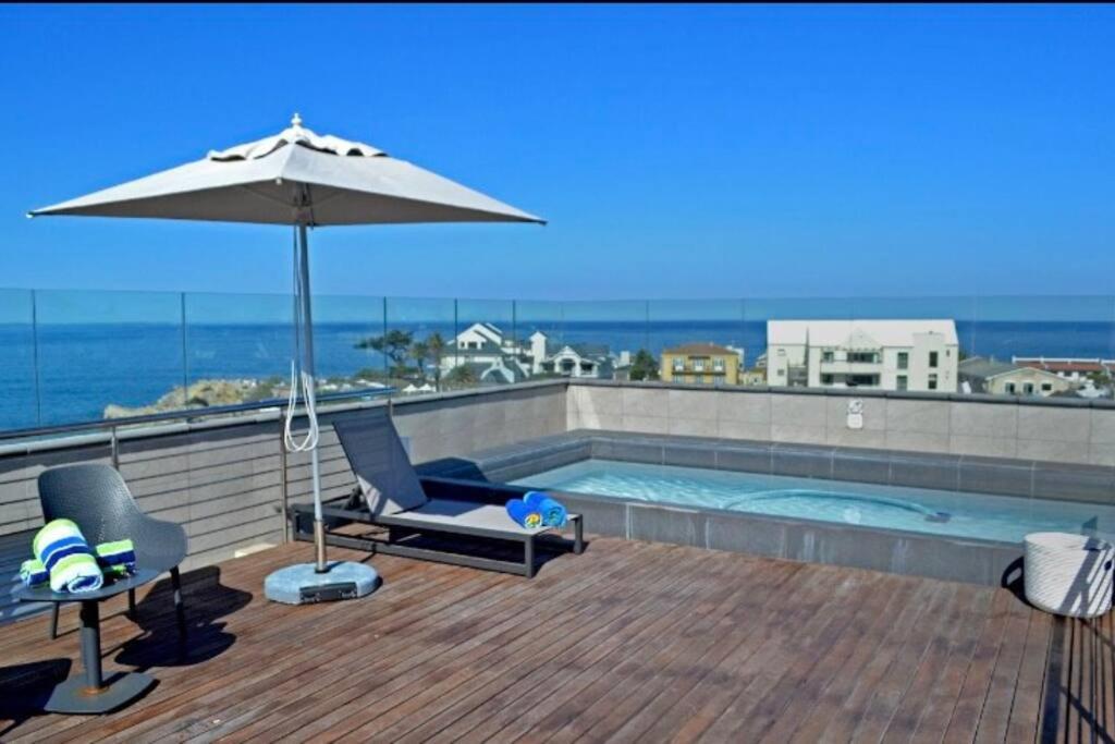 Hermanus Waterfront, Sea View Apartment With Balcony Eksteriør bilde