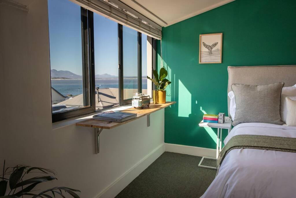 Hermanus Waterfront, Sea View Apartment With Balcony Eksteriør bilde